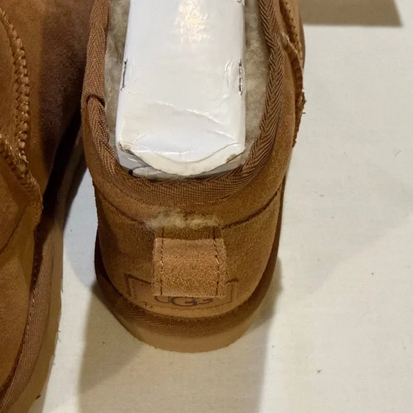 UGG W Classic Ultra Mini Brown Asst Sizes - Picture 5 of 5